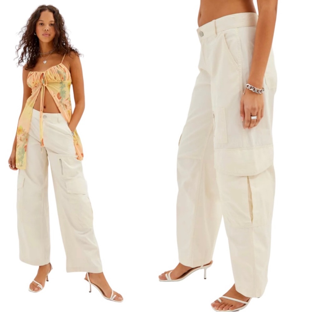 URBAN OUTFITTERS Wide Leg Rae Carpenter Pant White Size 8